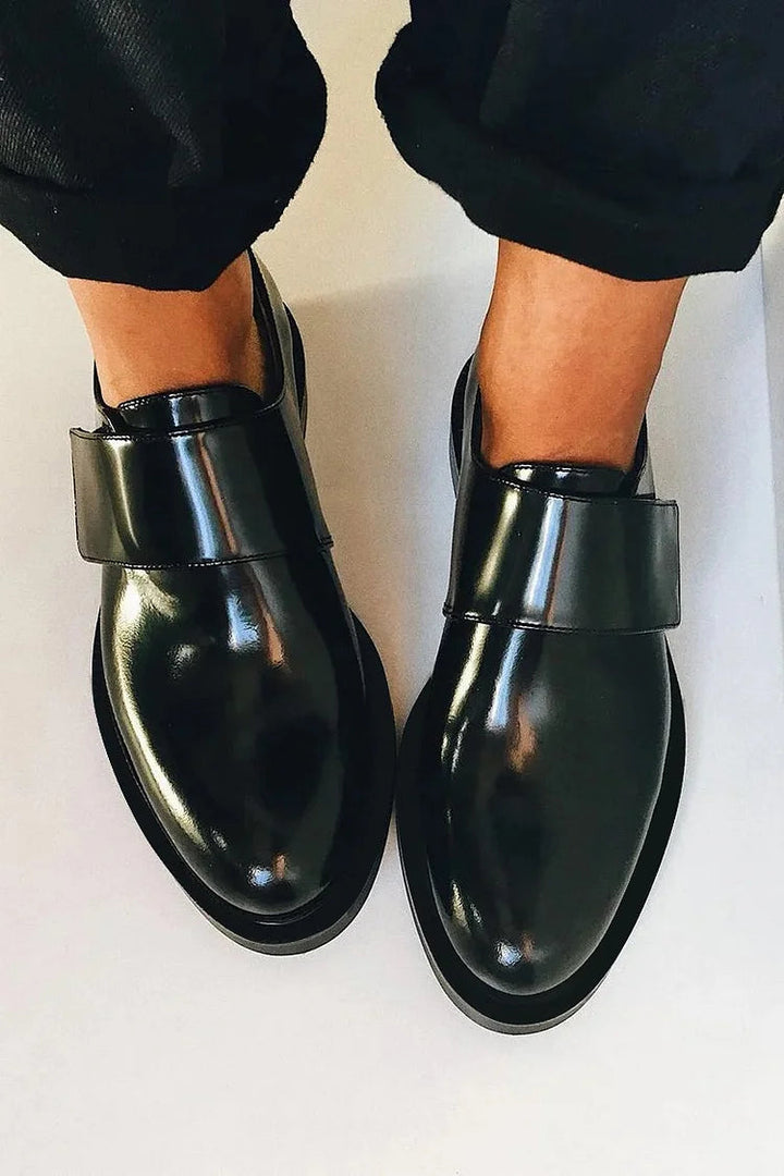 IRIS | Elegant glossy leather loafers with strap for a flawless style