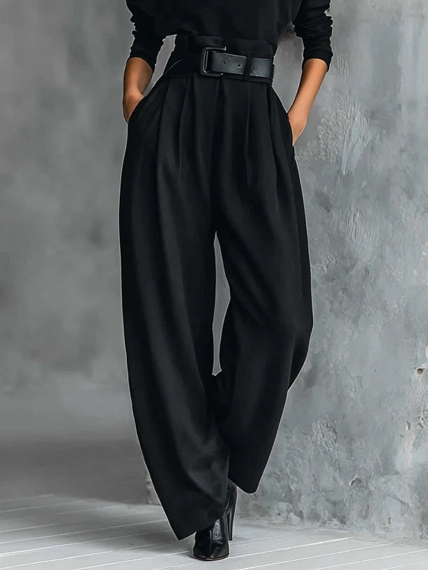 Nolya | Turtleneck Sweater &amp; Straight Pants